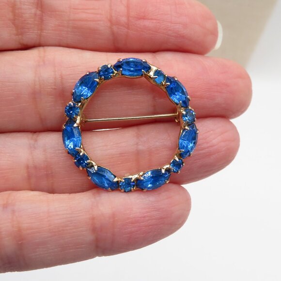 Jewelry - Vintage Blue Round Navette Rhinestones Gold Tone Circle Brooch